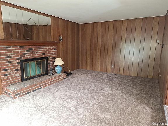5th image of 12815 Shery Ln
