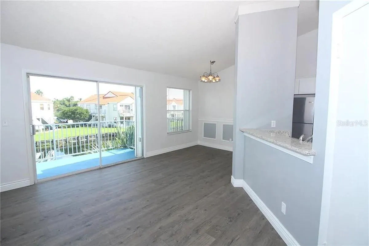 Building Photo - 2556 Woodgate Blvd #206
