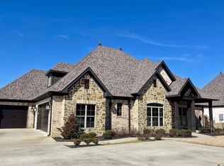 3525 Farmington Dr, Jonesboro, AR 72404