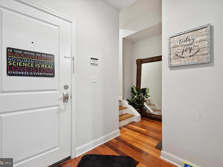 931 N 19th St #2 — Photo 3