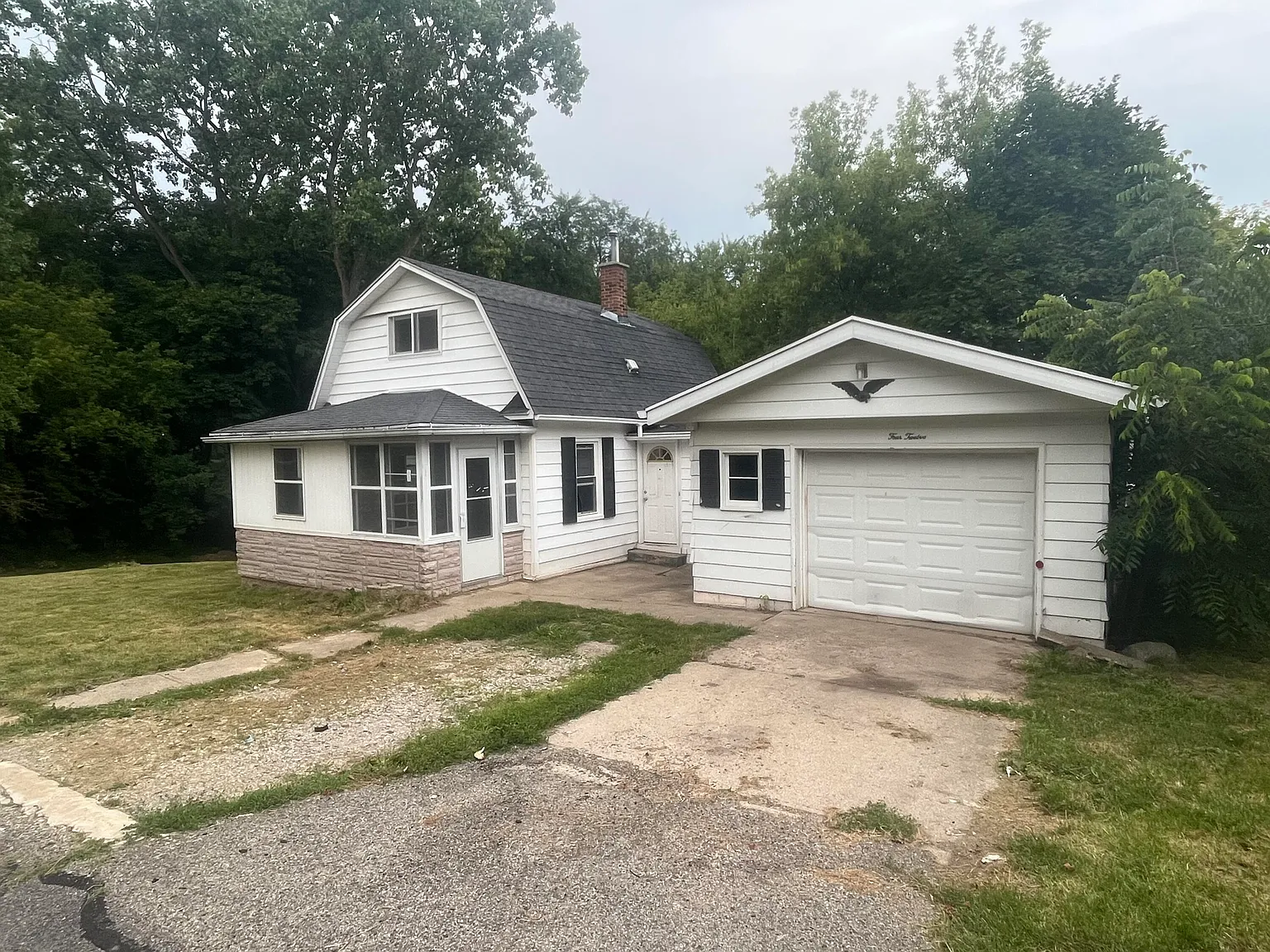 412 Nicholson St photo 1