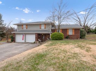 3614 Keystone Dr, Maryville, TN 37804