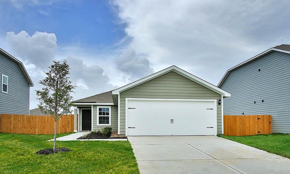 Invest in your future with this gorgeous home with a spacious interior and private back yard