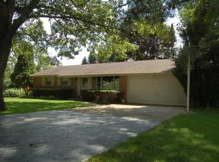 281 W Cartwright Ln, Oregon, IL 61061