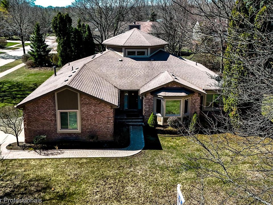 1st image of 1671 Apple Dr