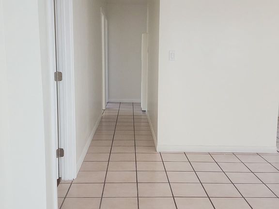 4th image of 5022 Santa Ana St #5024