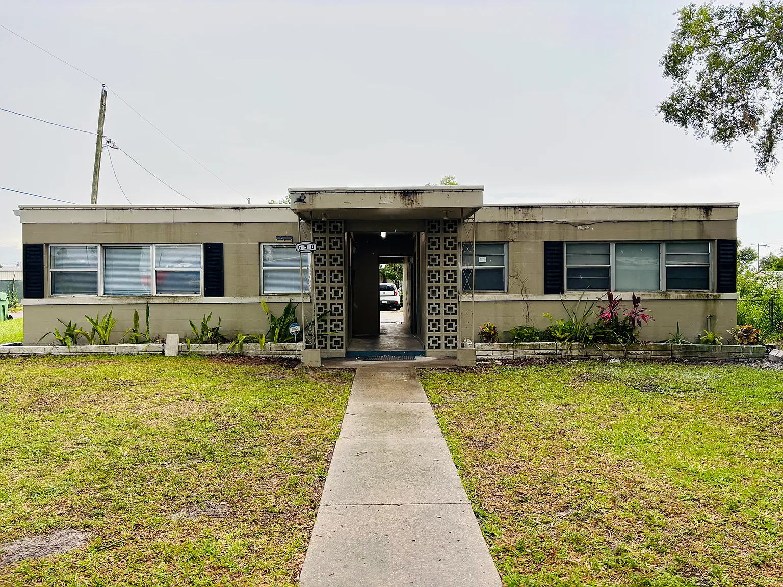 1 bed, 672 sqft, $1,200 — Photo 1