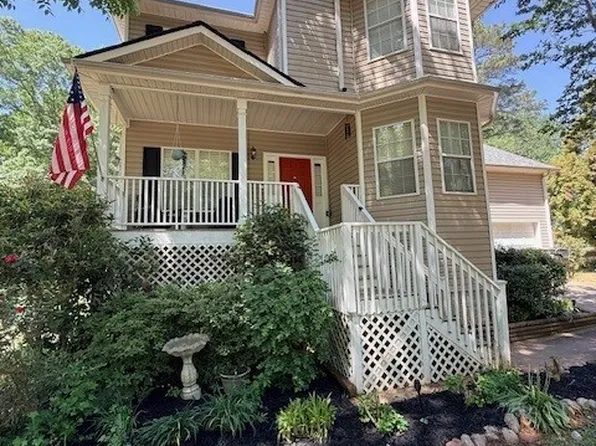 74 Willow Dell Dr, Senoia, GA 30276