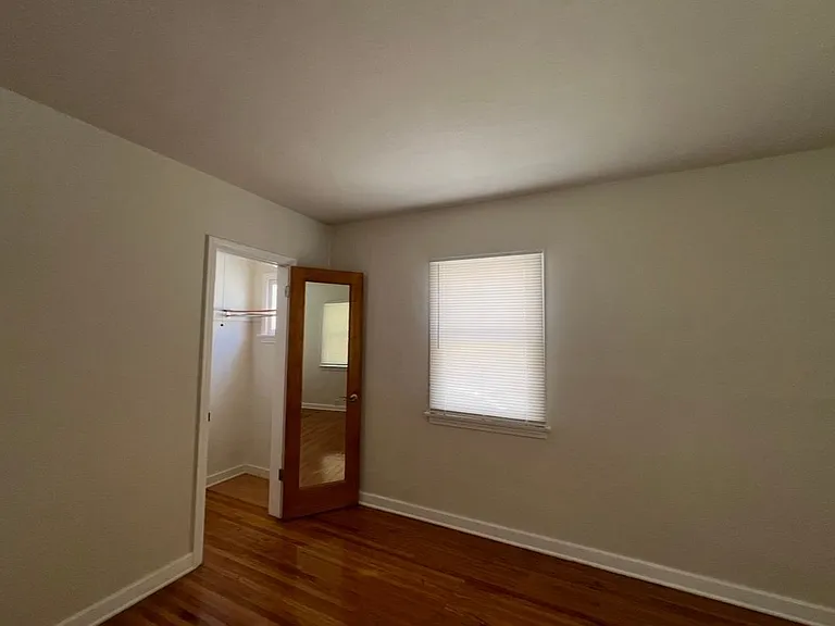 409 Burchett St #315 — Photo 6