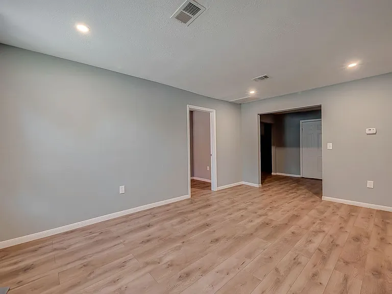 6823 Goforth St — Photo 5