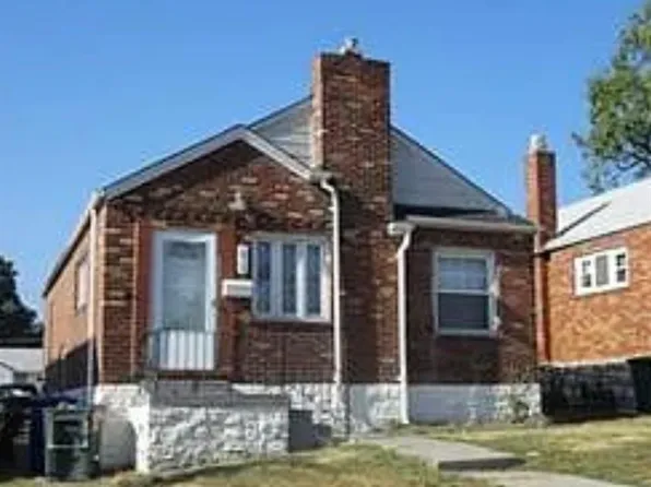 818 Wall St, Saint Louis, MO 63147