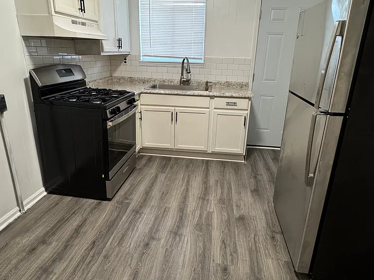 120B Jerry D Coleman St #B — Photo 5