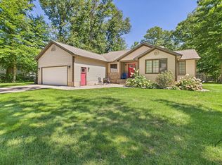 1024 Bear Lake Rd, Muskegon, MI 49445