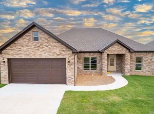 5900 Rope Trl, Jacksonville, AR 72076