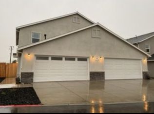 930 W Alameda St #B, Manteca, CA 95336