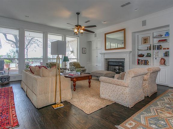 4th image of 401 Chandler Dr