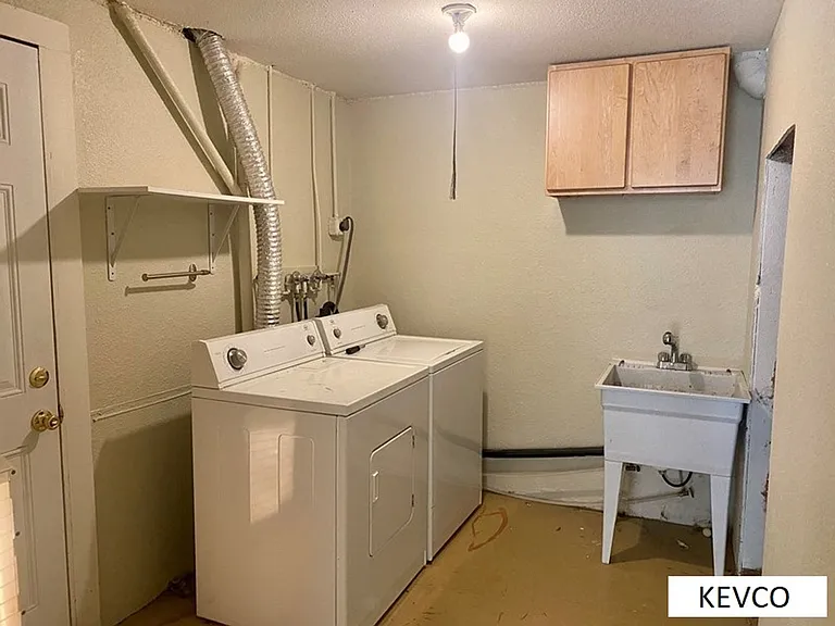 1400 Hillcrest Dr — Photo 19
