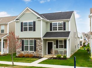 127 Purple Leaf Ln, Lewis Center, OH 43035