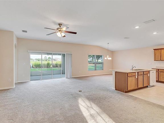 4th image of 27319 Roanoke Dr