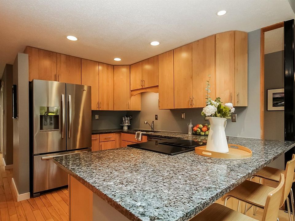 1st image of 3765 Glazier Way