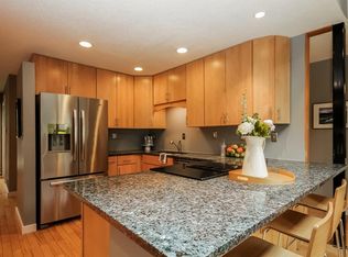 3765 Glazier Way, Ann Arbor, MI