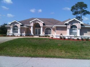 2 Flanders Ln, Palm Coast, FL 32137