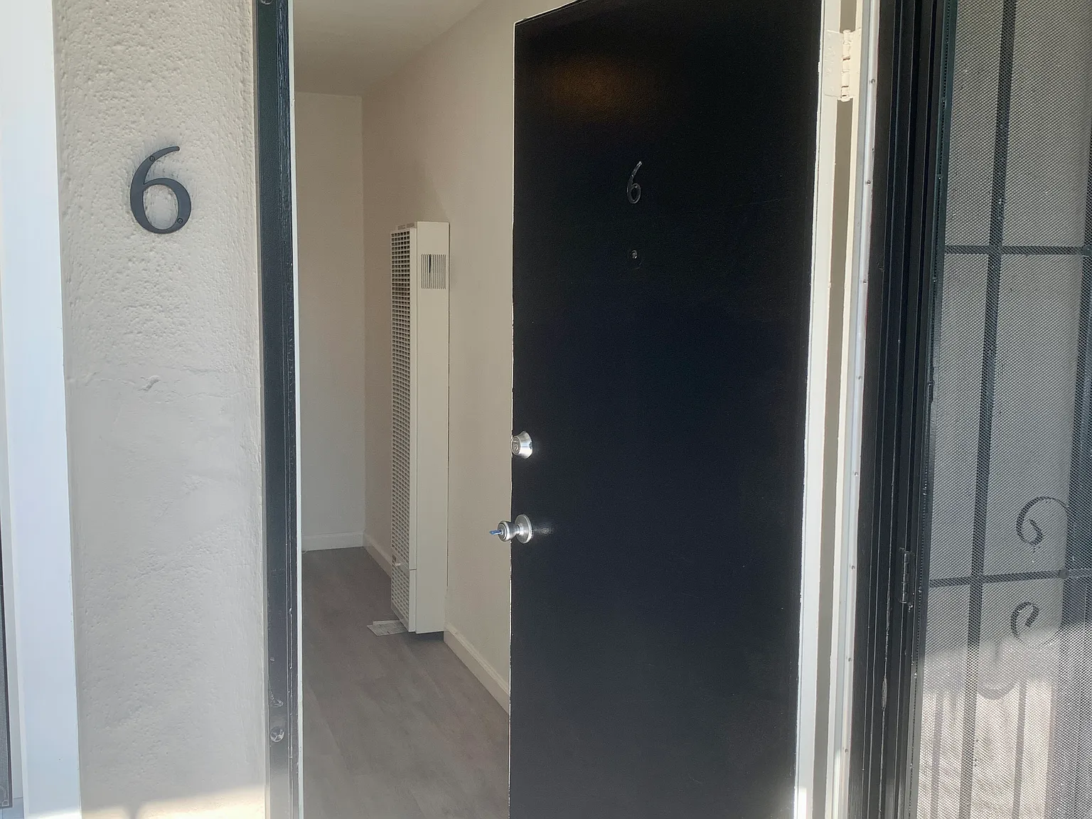 Studio, $1,675 — Photo 4