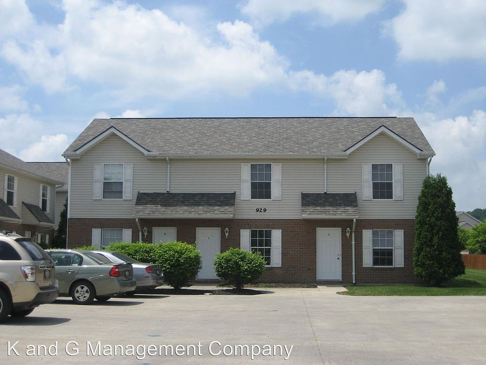 2nd image of 929 Empire Dr APT F