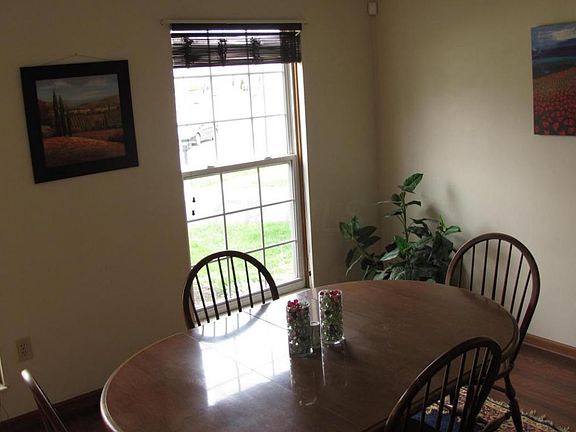 4th image of 4339 Grays Market Dr