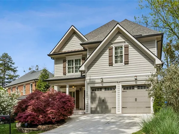 1038 Pine Grove Ave NE, Atlanta, GA 30319