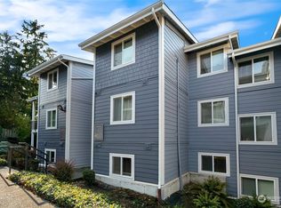 2511 S 248th St APT B13, Kent, WA 98032