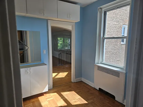 72-15 37th Avenue image 4 of 15