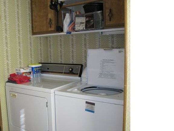 5th image of 3681 E Robin Ln