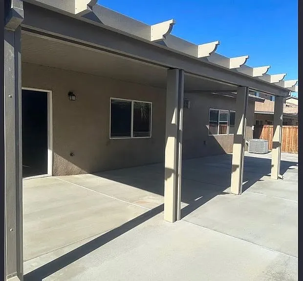 14245 Tierra Del Sur St — Photo 9