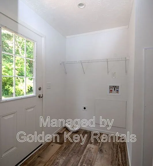 106 Lane St — Photo 12