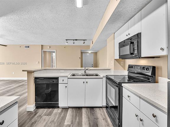 3rd image of 3854 Lyons Rd APT 111-5