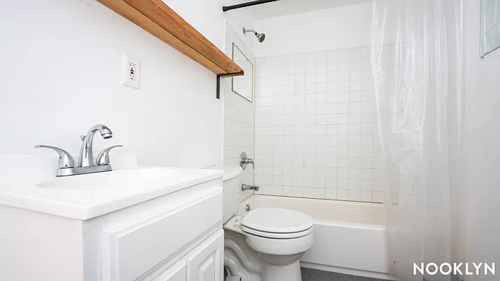 Rented by Nooklyn NYC LLC | media 9