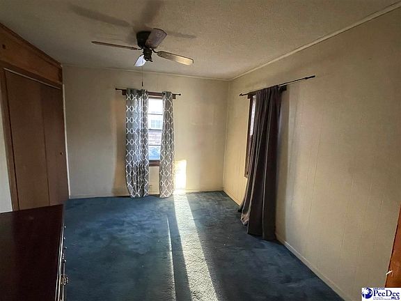 5th image of 910 E Carolina Ave