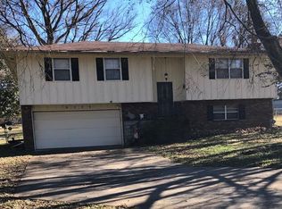 8206 County Road 167, Carthage, MO 64836