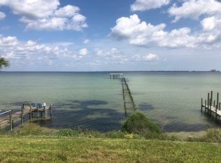 315 Country Club Rd, Shalimar, FL 32579