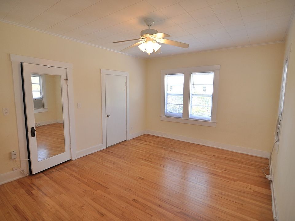 1st image of 2915 W Estrella St APT 7