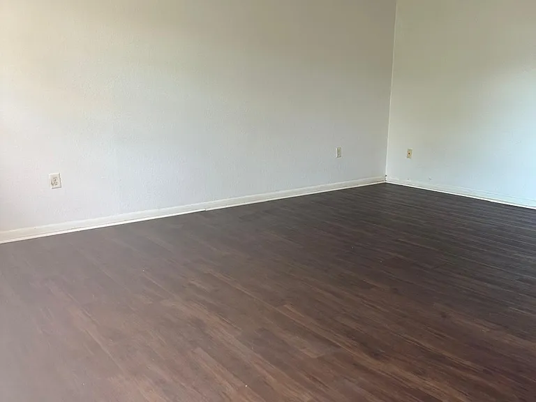 747 Wyman Ct #747 — Photo 3
