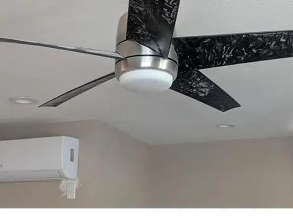 7407 S Hoover St, Los Angeles, CA 90044