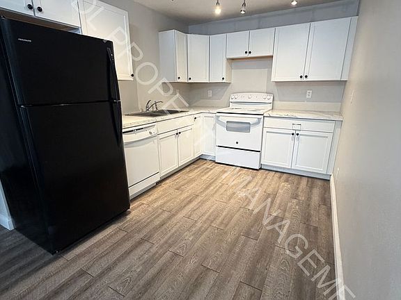 2nd image of 314 N Michigan Ave #3
