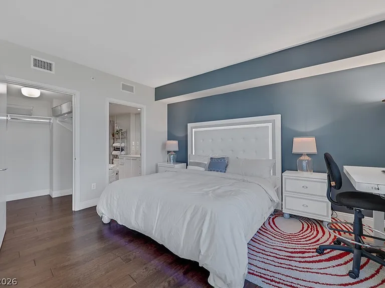 322 Karen Ave #2105 — Photo 6