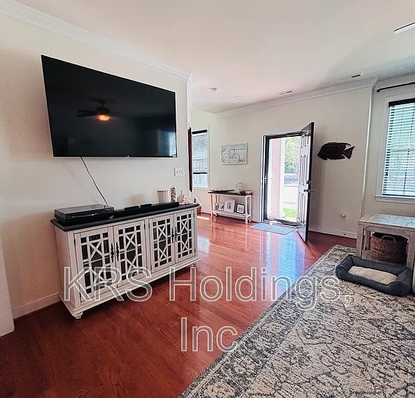 229 Quarterpath Rd — Photo 7
