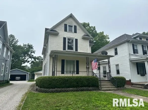 739 W Douglas Ave, Jacksonville, IL 62650