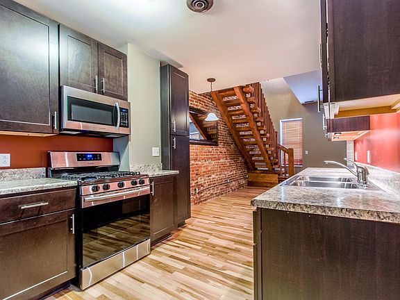 4th image of 2355 S 10th St Floor 2