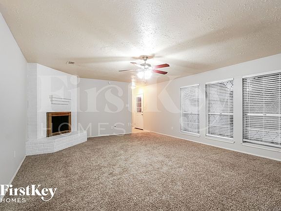 4th image of 19807 Bolton Bridge Ln