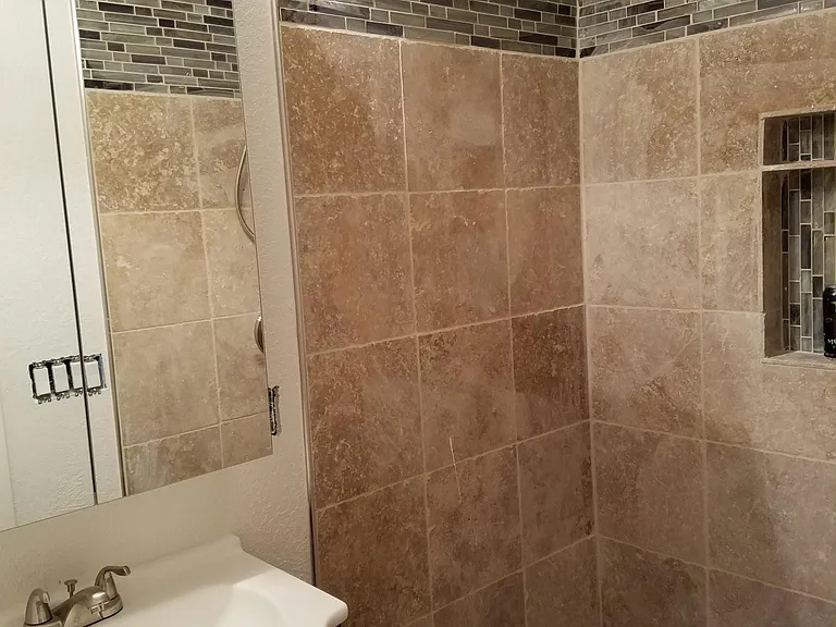 2nd bathroom